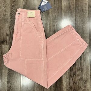 NWT Universal Thread Easy Barrel Jeans